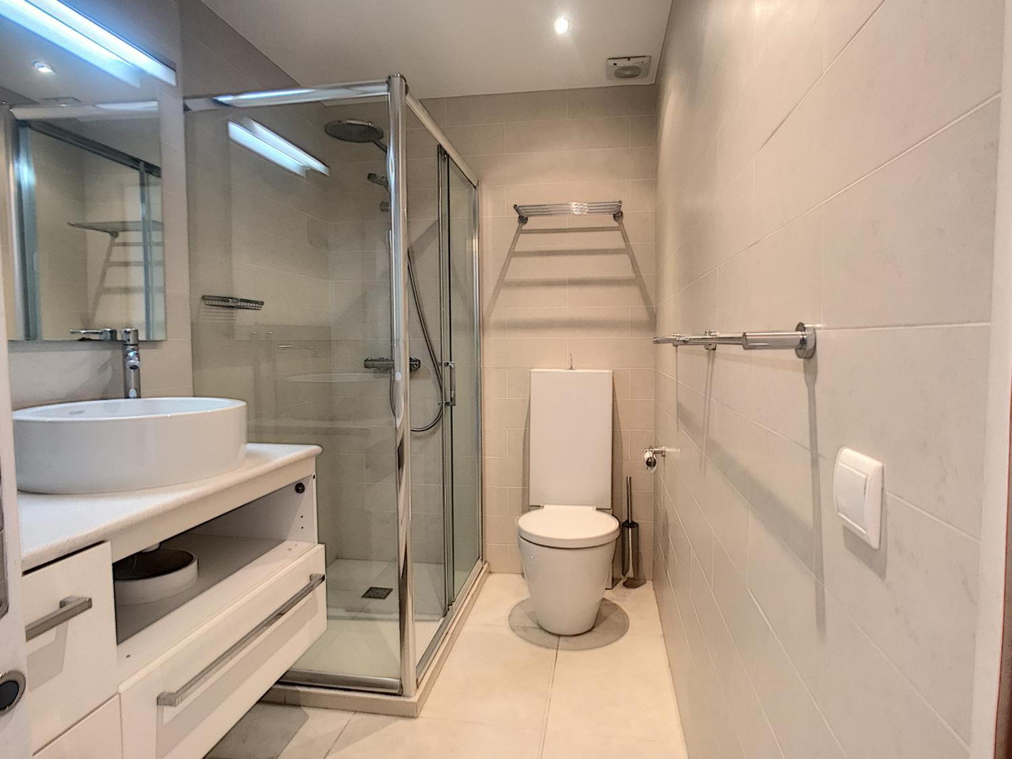Tres Jolie Vue Et Emplacement Ideal - 243l Riv * Cannes