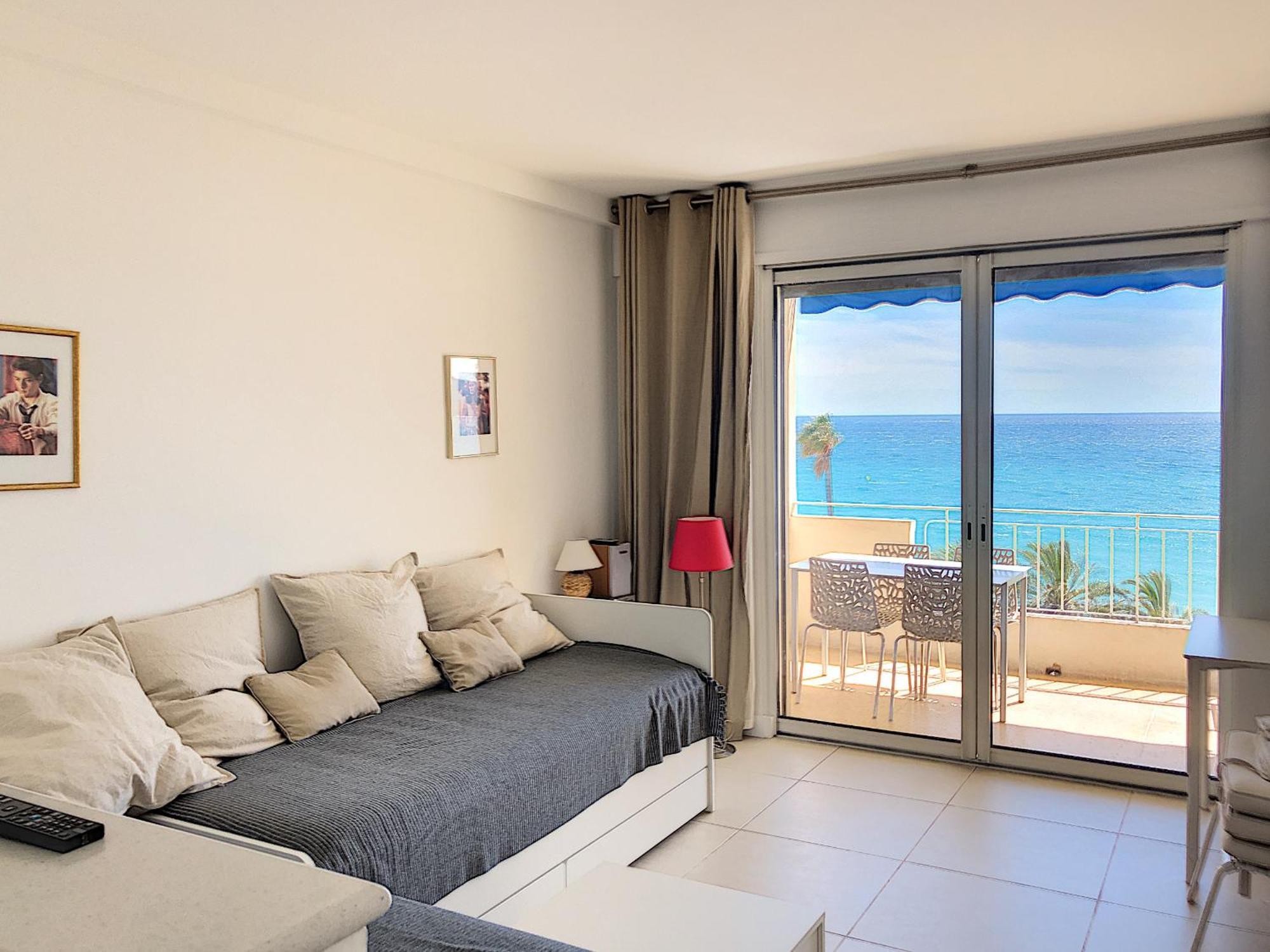 Tres Jolie Vue Et Emplacement Ideal - 243l Riv Appartement *