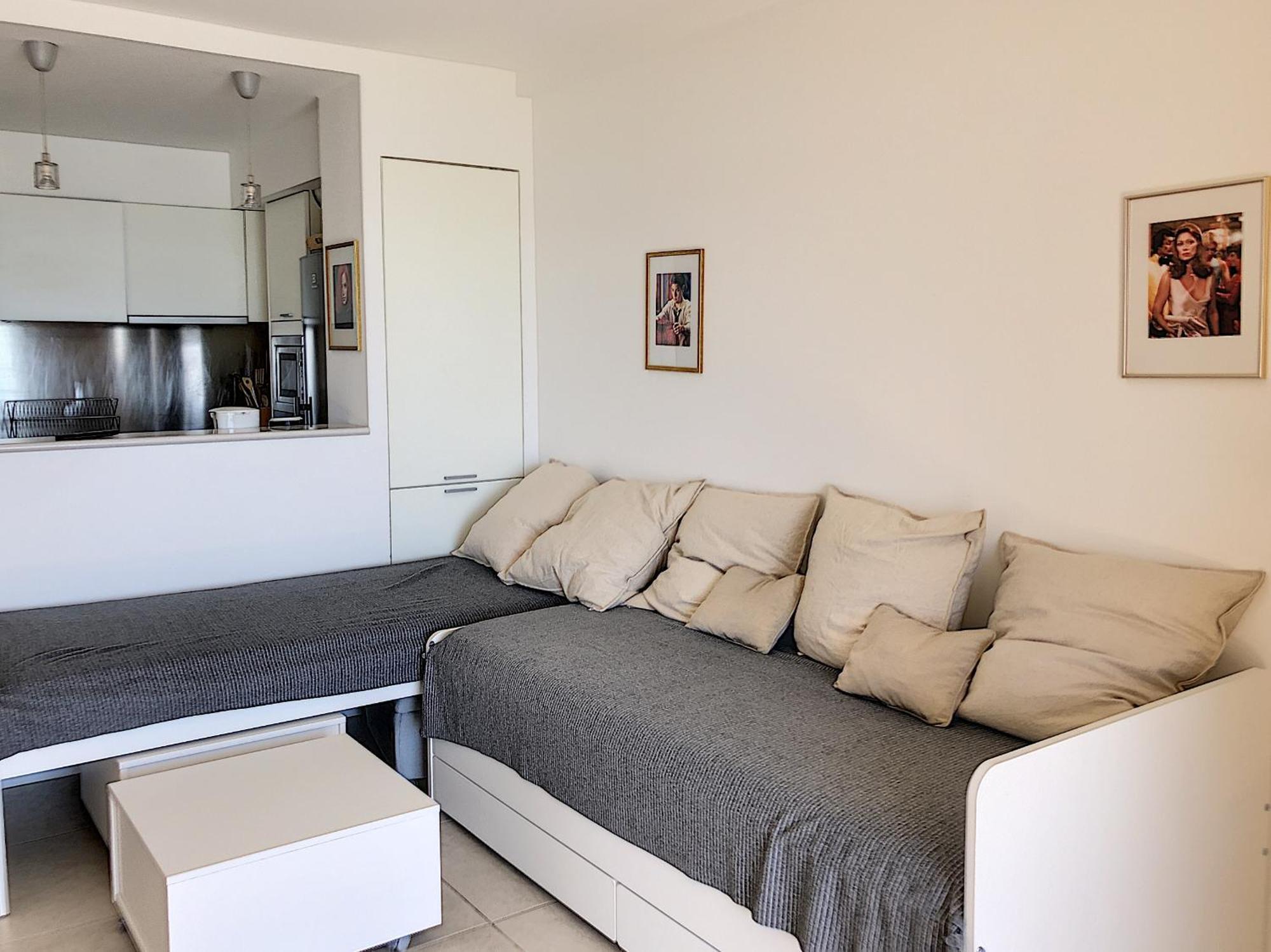 Tres Jolie Vue Et Emplacement Ideal - 243l Riv * Cannes